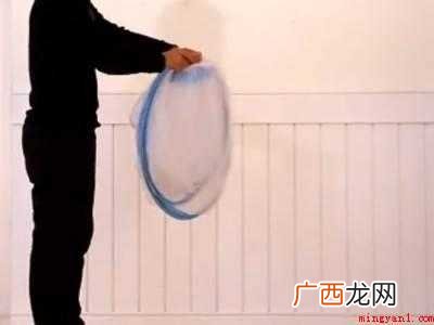 蒙古包怎么折叠蚊帐