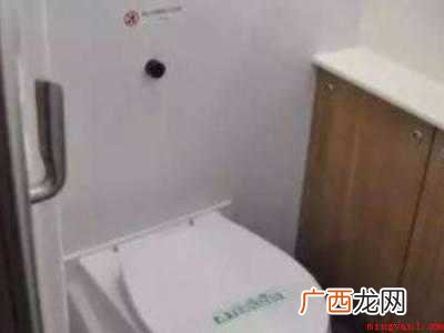 高铁厕所怎么用