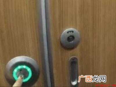 高铁厕所怎么用