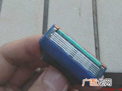 刮毛刀怎么清洗刀片