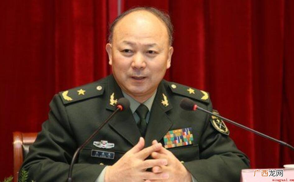 少将是师长或是军长?_人文频道 少将是师长还是军长