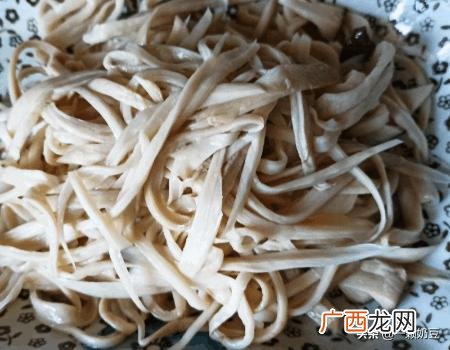鸡腿菇凉拌的做法,凉拌鸡腿菇怎么做？