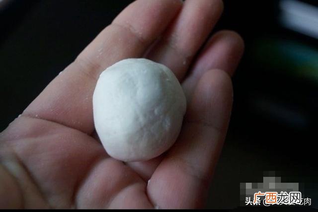 水磨糯米粉怎样做汤圆,水磨糯米粉怎么做汤圆？