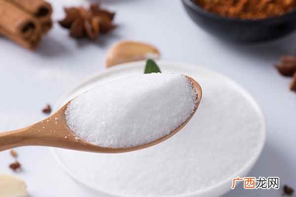 用盐洗脸有什么好处