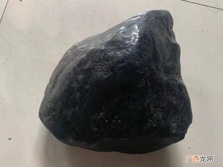 翡翠原石场口特点介绍,翡翠原石场口特点，翡翠原石几个著名场口？