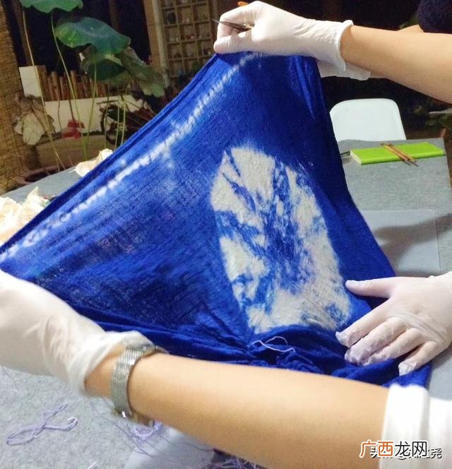 怎么制作有字的滴胶手镯,你做过的手工制作有哪些？