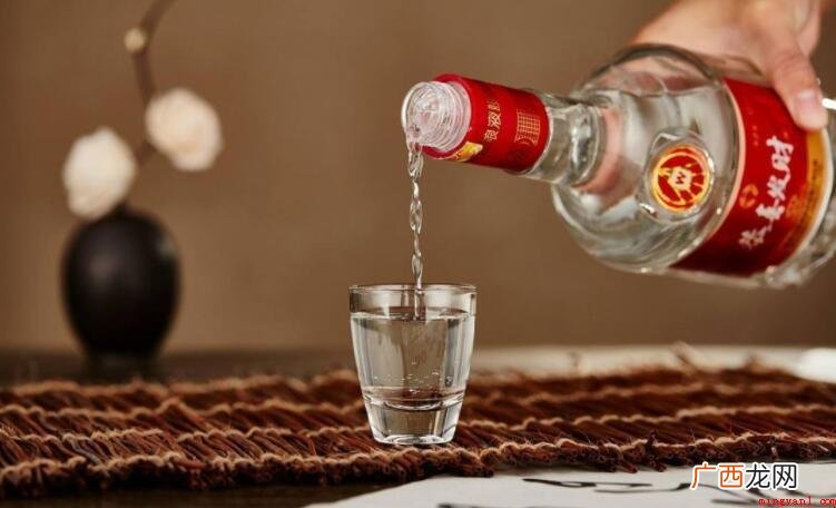 坐火车是不是可以带酒? 坐火车可以带酒吗