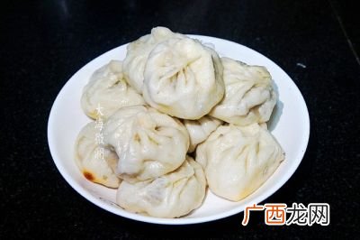 鸡肉馅包子怎么做的鲜美多汁的,鸡肉包子馅做法？