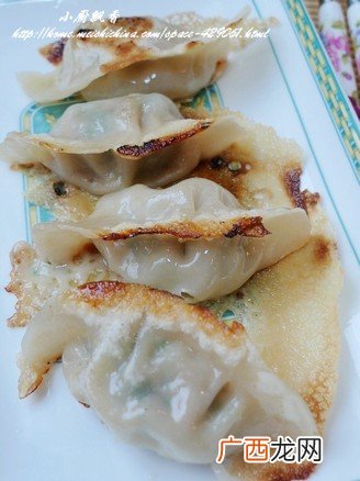 生煎水饺应该怎么做,煎饺子要几分钟?