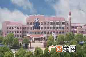 宜兴有几个中学都在哪个地方,宜兴东坡中学怎么样？