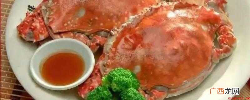 新鲜梭子蟹煮熟后,背部呈鲜红色,腹部呈亮白色 怎么判断梭子蟹能不能吃
