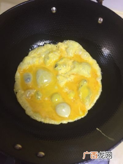 鸡蛋炒馒头的做法,用鸡蛋炒馒头怎么炒？