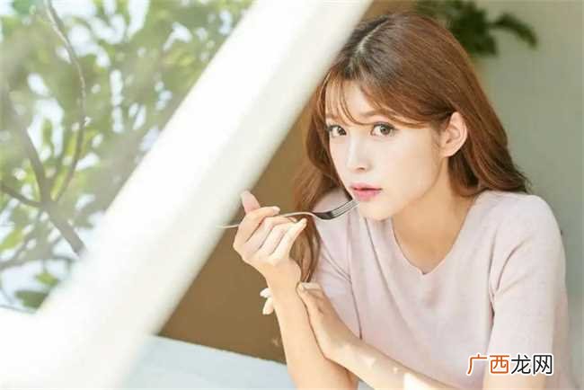 脸长的女性最有福气吗 长脸的女人最有福气