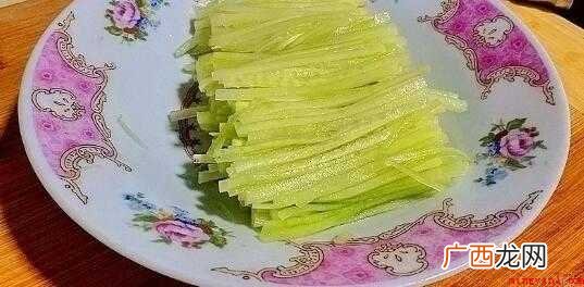 凉拌兔做法,二十分钟。 凉拌兔子煮多久才嫩