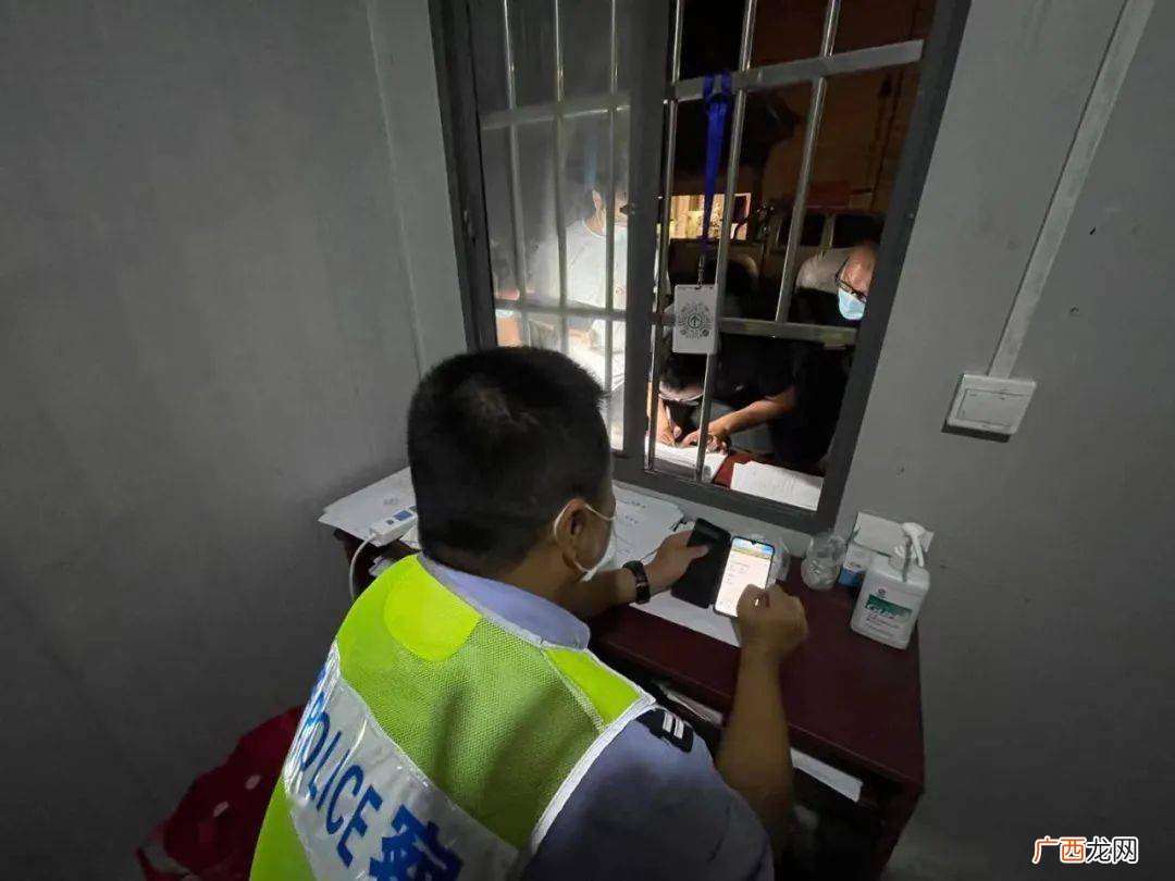 防疫人员有哪些,预防接种人员的专业技术简述怎么写？