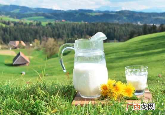 凉牛奶和热牛奶哪个好