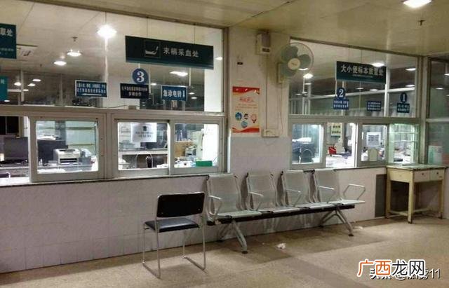 医院几点上班,医院下午是几点上班？