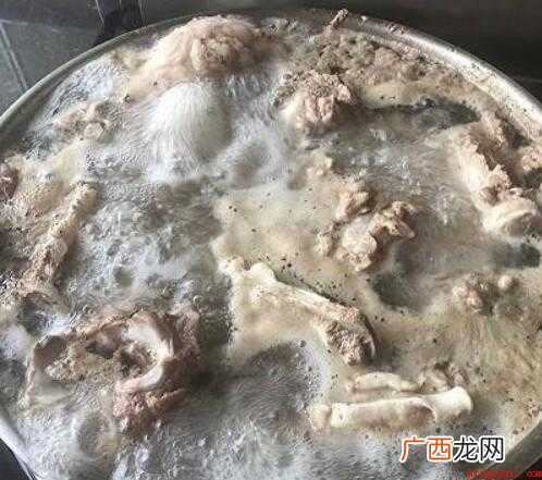 羊蝎子的做法_健康频道 如何炖羊蝎子