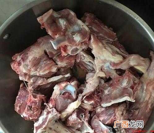 羊蝎子的做法_健康频道 如何炖羊蝎子