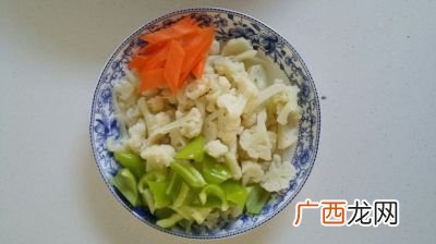 素炒菜花的做法,清炒花菜家常做法？