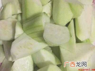 素炒丝瓜怎么做好吃又简单