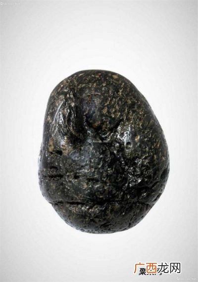 石陨石怎么鉴定,陨石的鉴定方法？