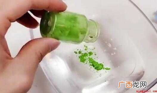 发泡胶可以利用混和洗洁剂加美白牙膏来制作 洗洁精加牙膏可以做起泡胶吗