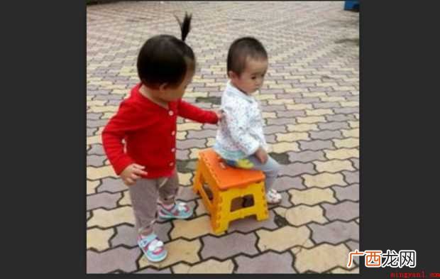 抢凳子的游戏规则是什么