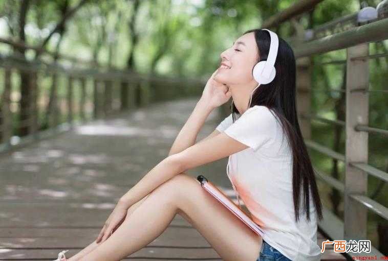 《有没有那么一首歌会让你想起我》歌词是什么