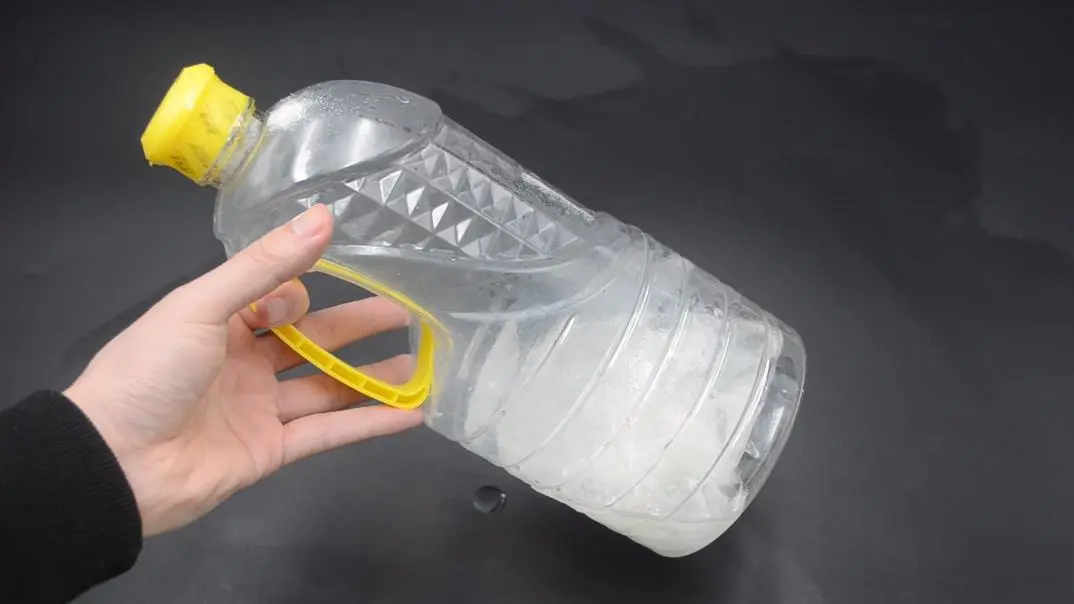 清洗油桶的妙招:油桶里的脏东西 清洗油桶的妙招