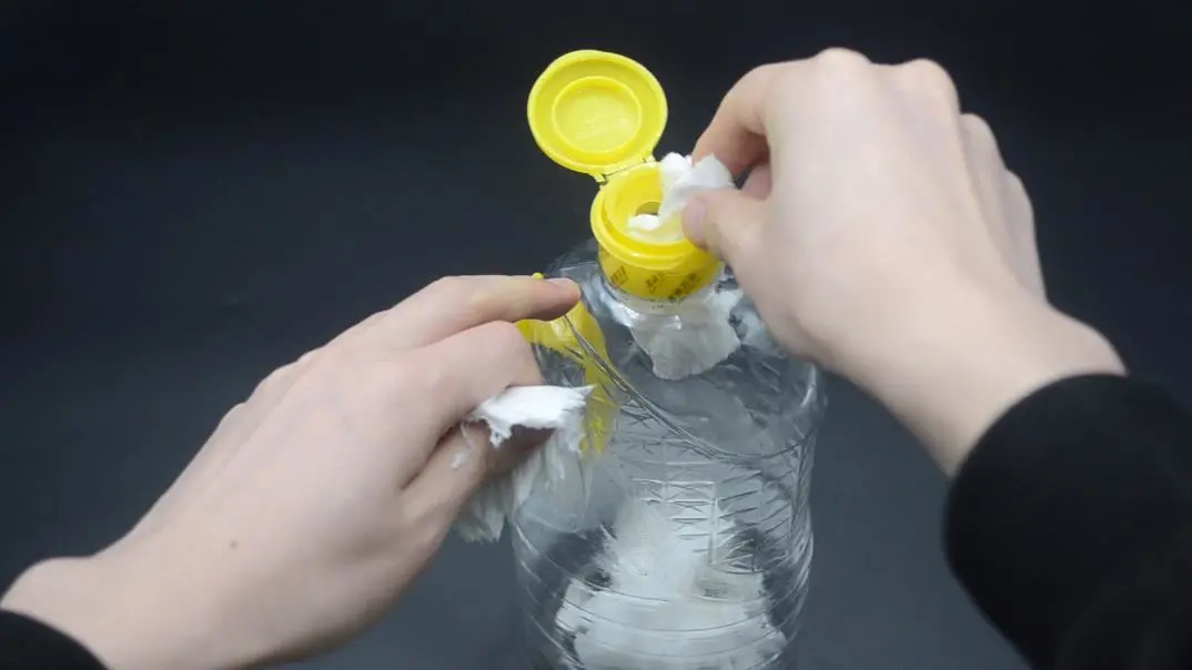 清洗油桶的妙招:油桶里的脏东西 清洗油桶的妙招