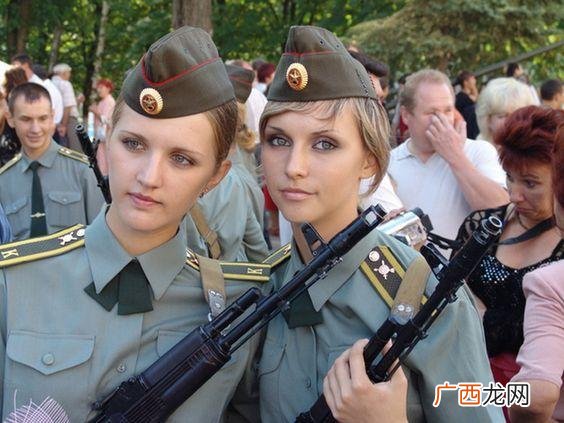 女兵一般在部队干什么,女生义务兵两年都是去干什么？