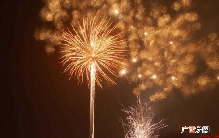 《烟花易冷》的歌词是什么