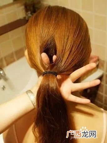 怎么扎头发好看,小女孩扎头发简单又好看五年级?
