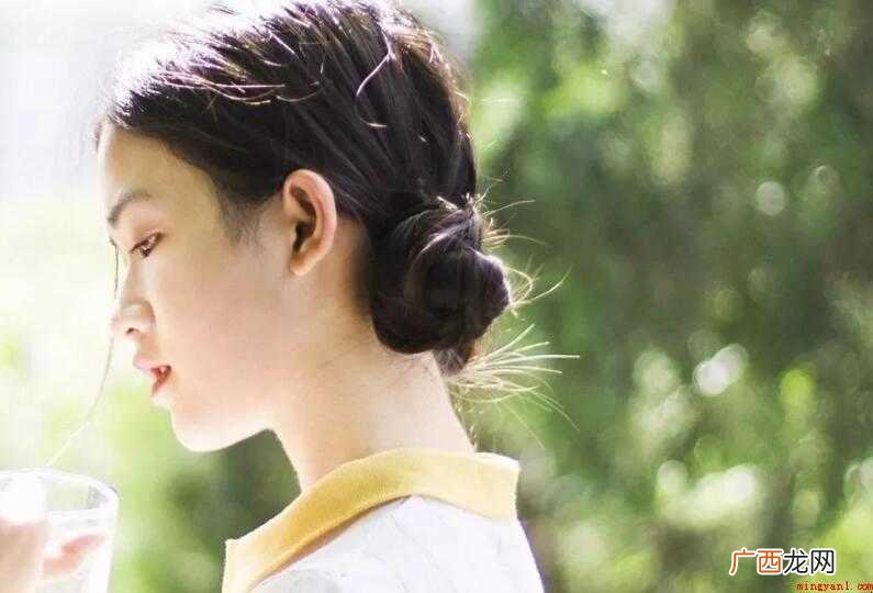 形容女孩子的词语有哪些