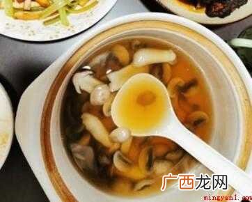 三分钟。松茸汤用料:松茸5 松茸煮汤大概煮多长时间