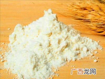 麦芯粉与普通面粉的区别是什么,蒸馒头是麦芯粉好还是用普通面粉？