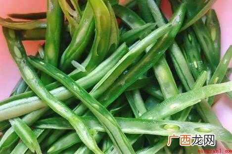 2斤圆豆,去头去尾,无需清洗 东北干豆角丝怎么晒成的