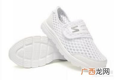 运动鞋网面脏了怎么洗,大家的网状运动鞋是怎么清洗的，网面的都好脏？