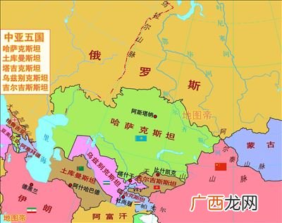 阿萨克斯坦属于哪个国家,与哈萨克斯坦接壤的国家有几个？