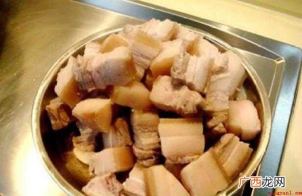 油味道很香,可炒菜还可做其它用途 红烧肉怎么做好吃