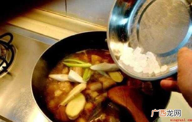 油味道很香,可炒菜还可做其它用途 红烧肉怎么做好吃