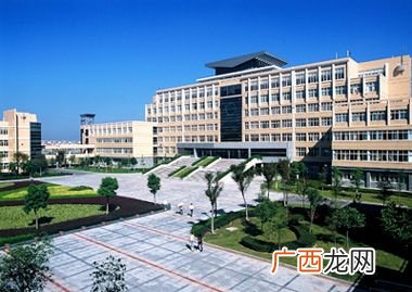 赤岗 广州纺织职业技术学院,广州市纺织服装职业学校?