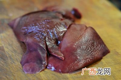 狗可以吃猪肝吗,狗狗吃猪肝多长时间？