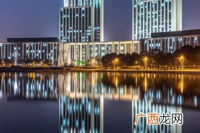 降临的临意思是什么,双喜临门的临什么意思?