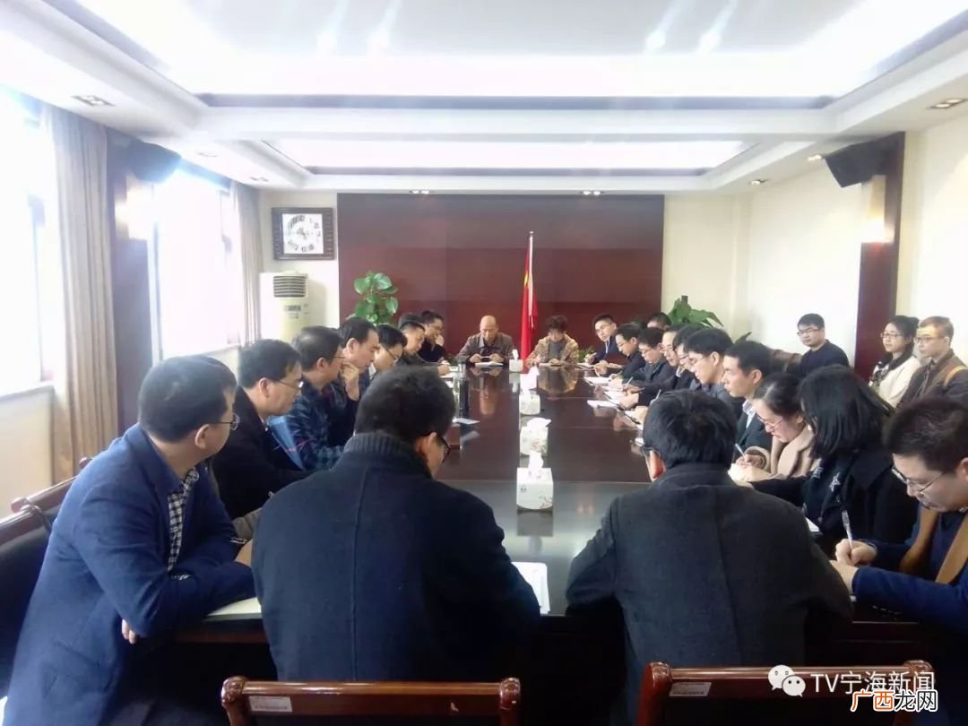 党群口 县委办是干什么的,县委口和政府口各有哪些部门和单位？