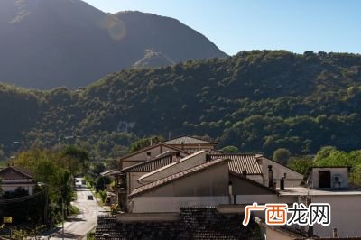 尼泊尔穷到什么程度,尼泊尔和孟加拉哪个富？