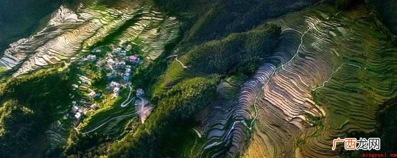 壮族地区山多地少,素有“八山一水一分田一片海” 壮族地区有什么之称