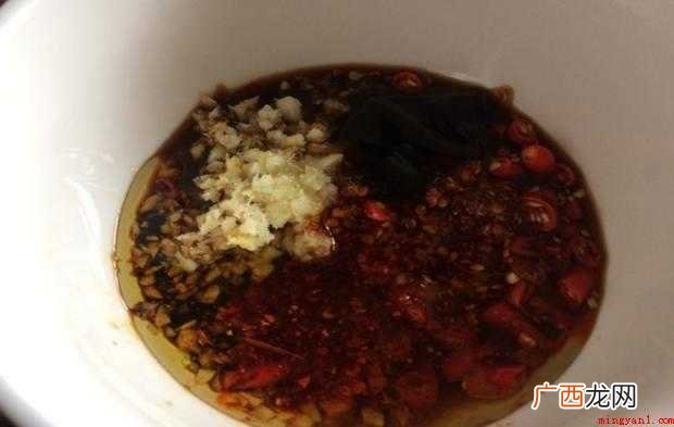 烤金针菇的调料配法有哪些 烤金针菇的调料怎么配