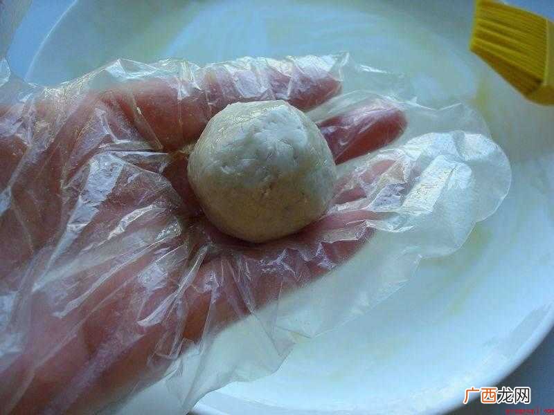 小火炸丸子怎么做好吃? 芋丸子的制作方法